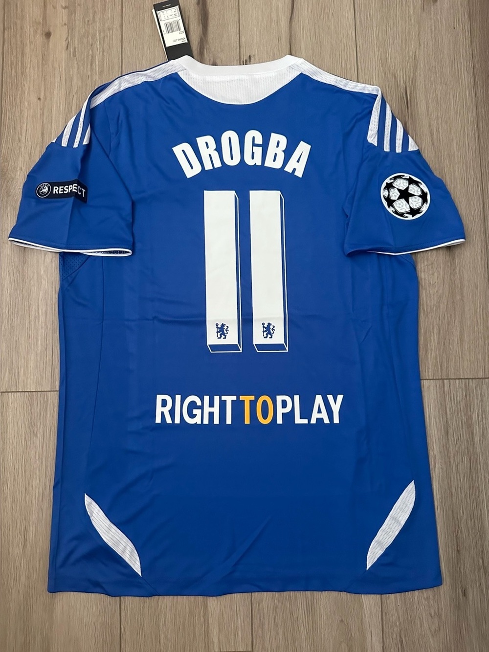 Drogba Chelsea 2012 Final Blue Retro Soccer Jersey Men - Picture 1 of 3